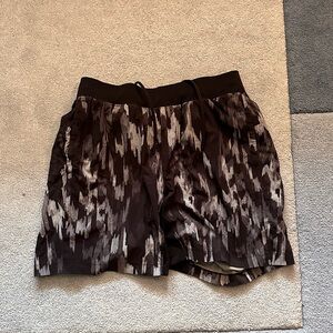 Lululemon THE Short